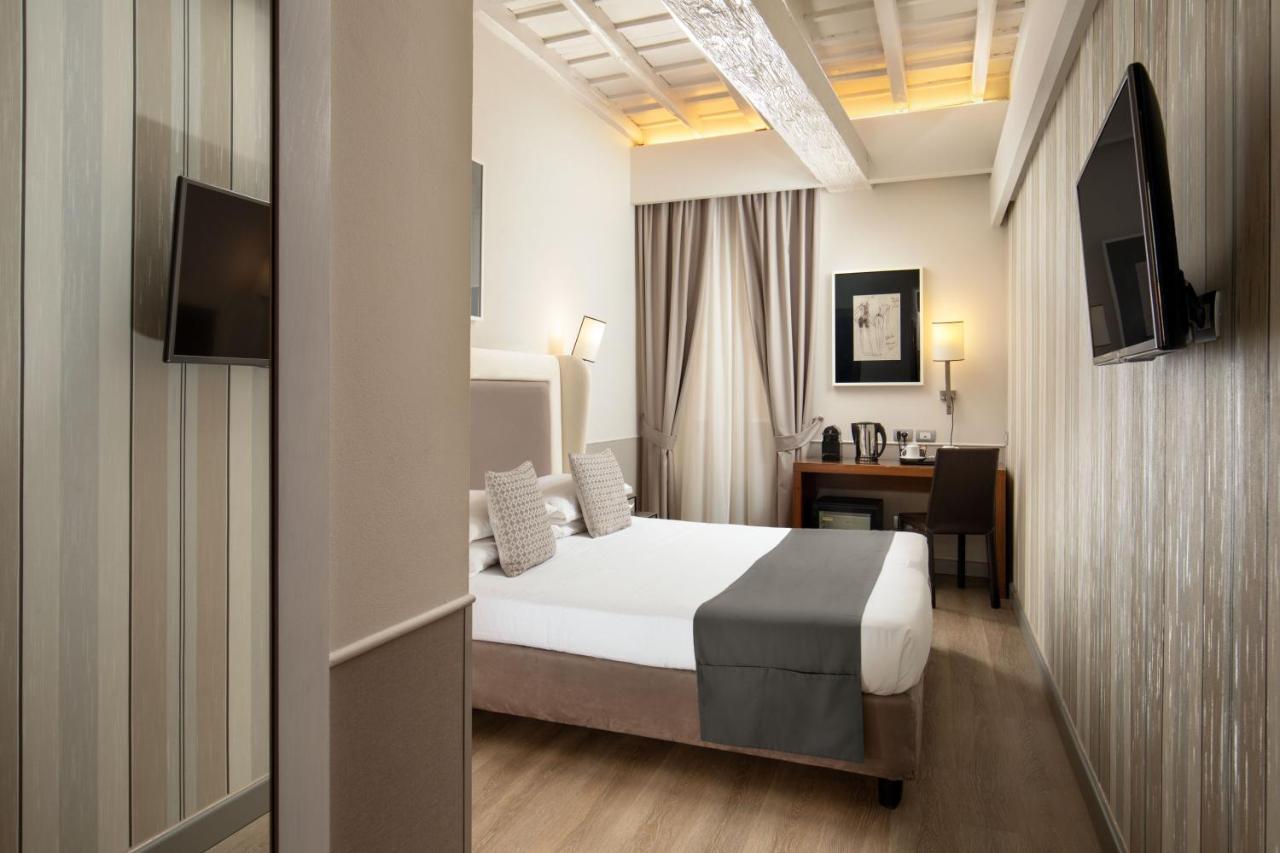 Condotti Palace โรม ภายนอก รูปภาพ